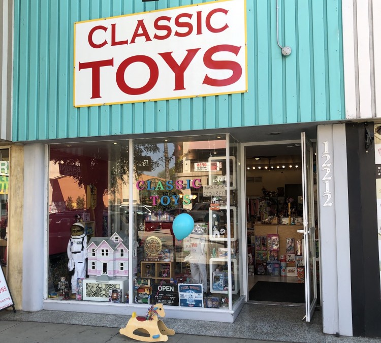 Classic Toys (Studio&nbspCity,&nbspCA)